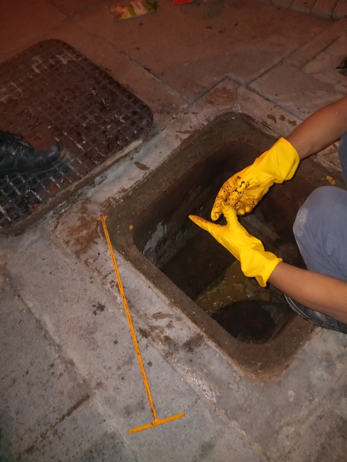 Drain Cleaning Dubai - Slide 3
